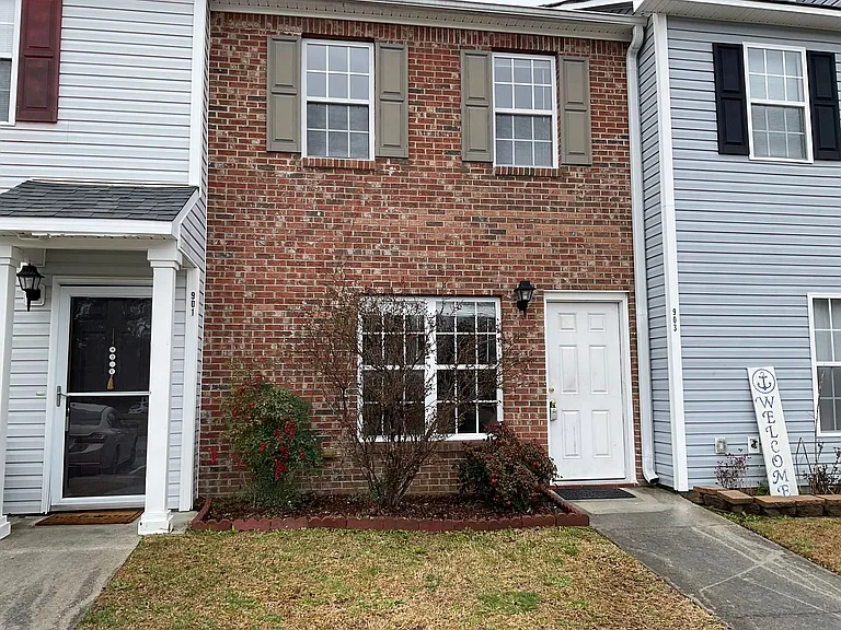 903 Timberlake Trl — Photo 1