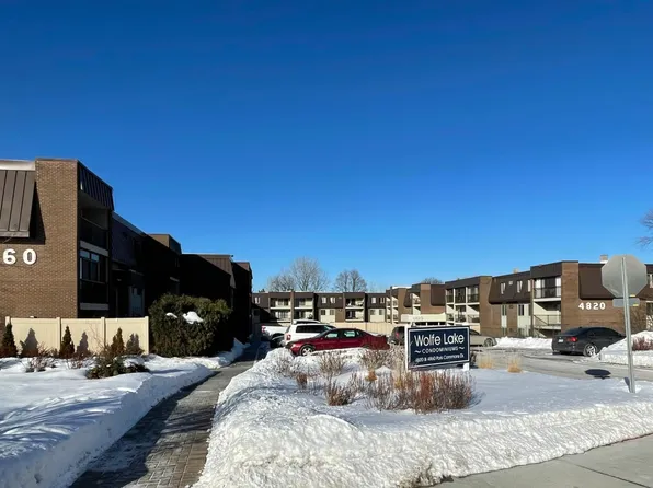 4820 Park Commons Dr APT 120, Saint Louis Park, MN 55416
