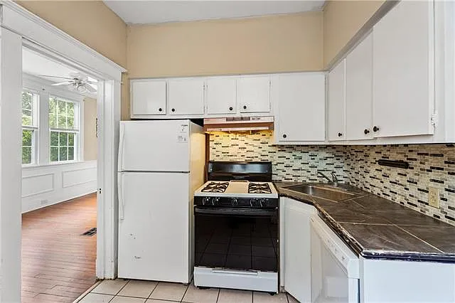 2513 Lowerline St — Photo 7