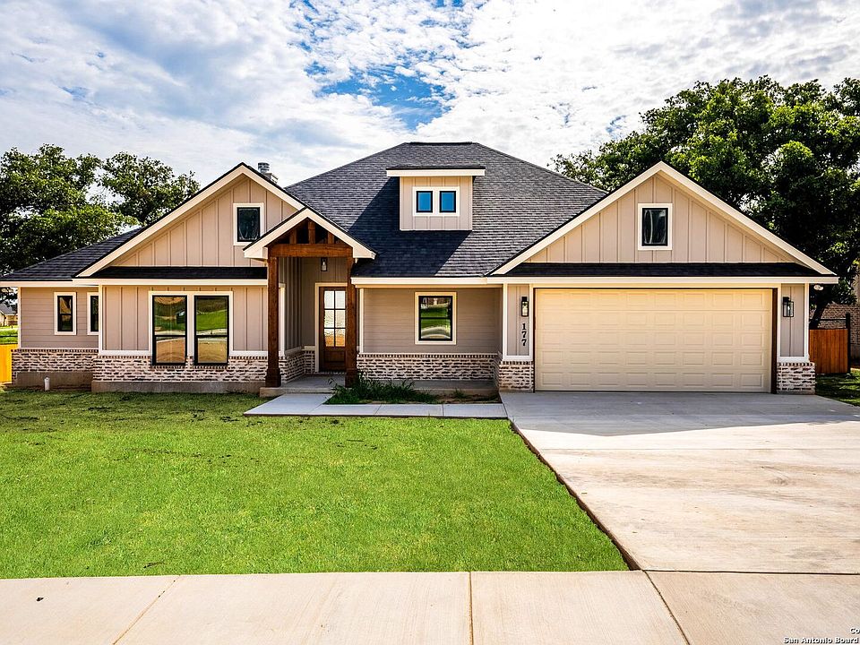 1st image of 177 W MAGNOLIA CIR