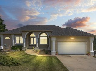 423 Bethany Ln, Branson West, MO 65737