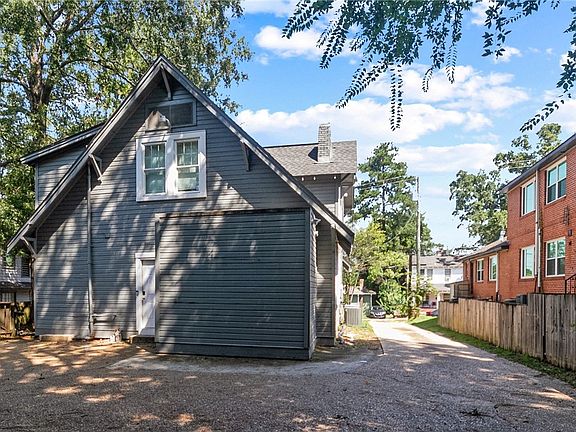5th image of 1409 Caplewood Dr