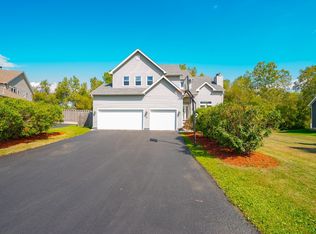 309 Old Darby Ln, Winthrop Harbor, IL
