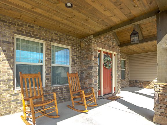 3rd image of 1272 Little Shadden Way