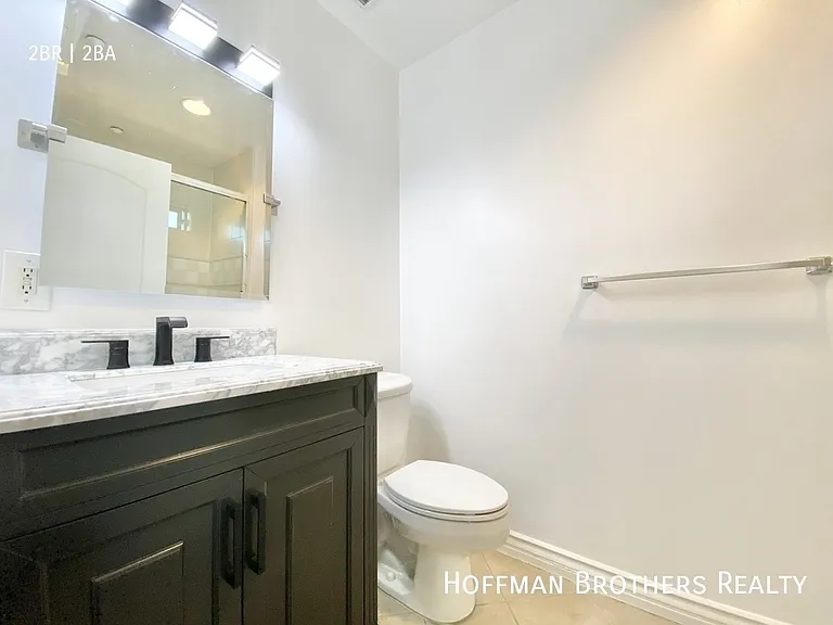 1837 Beloit Ave #203 — Photo 11