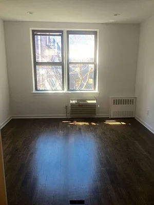 Rented by Compass | media 14