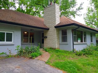 537 La Motte Ln, Saint Louis, MO