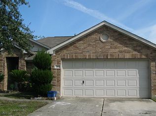 3101 Meadow Bay Dr, Dickinson, TX 77539