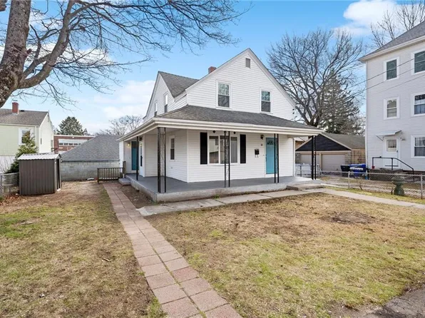 10 Redfern St, North Providence, RI 02911