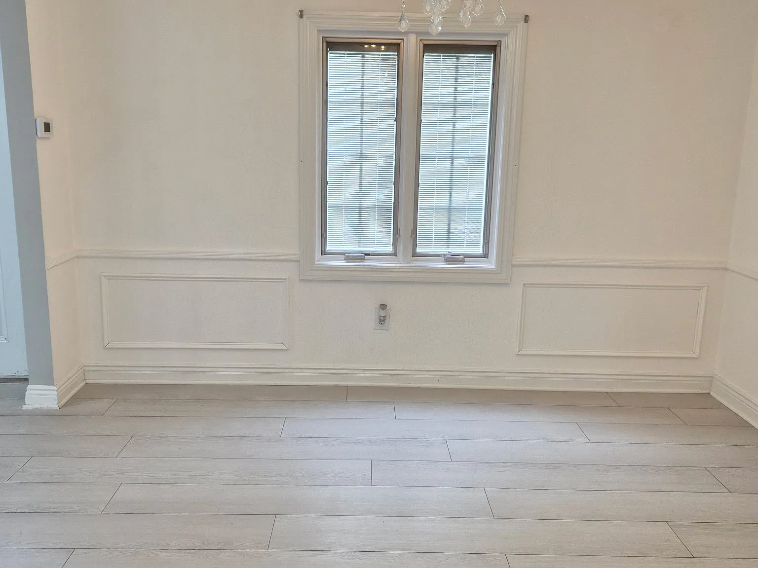 3 bed, 1.5 bath, 1380 sqft, $4,300 — Photo 3