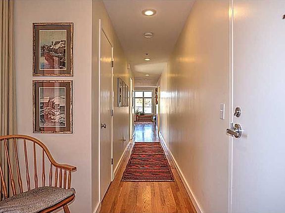 4th image of 1268 Westminster St #4