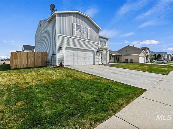 4th image of 16616 Ruego Way