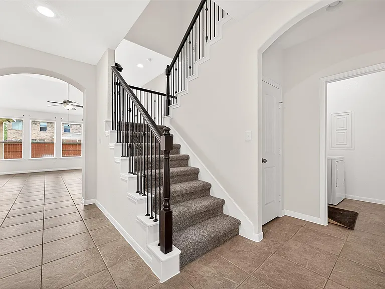 17415 Sandalisle Ln — Photo 7