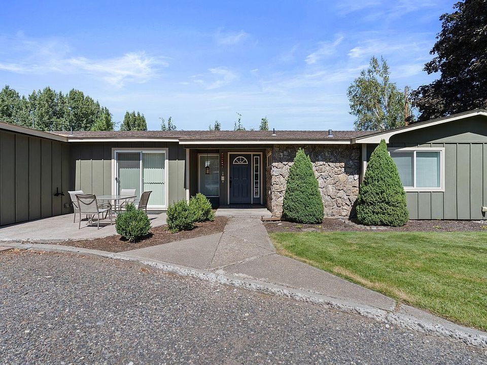 1st image of 387 NE Marmot Ln