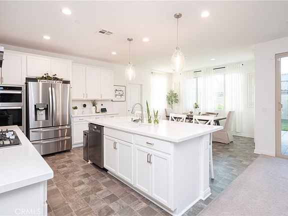 3rd image of 748 Torrey Ct