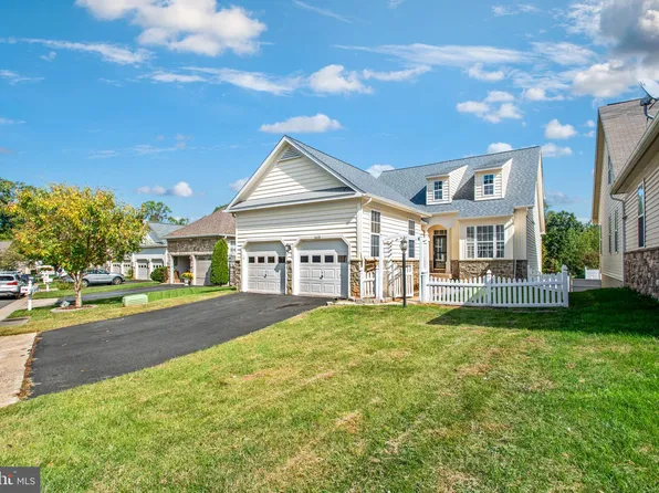 9419 Rosebud Ct, Manassas Park, VA 20111