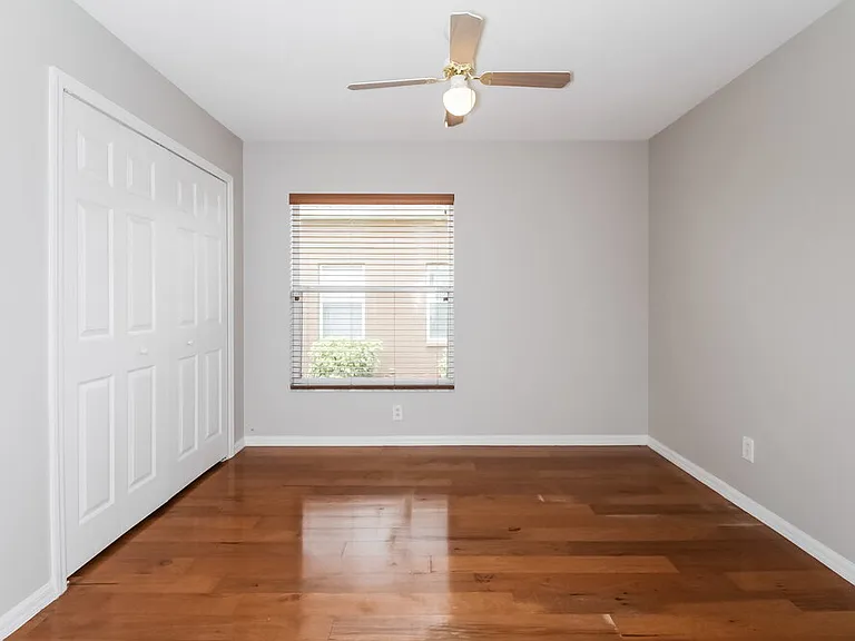 4213 Berkeley Dr — Photo 10