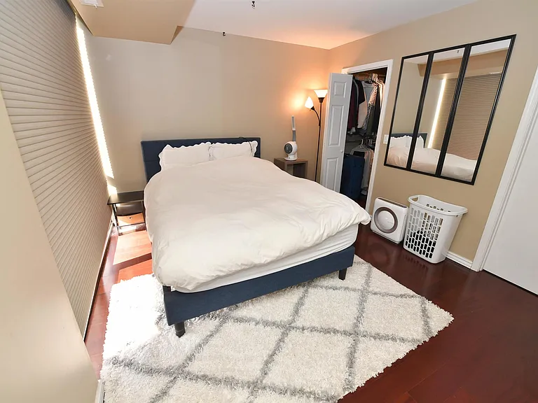 125 SW Jefferson Ave #W6B — Photo 8