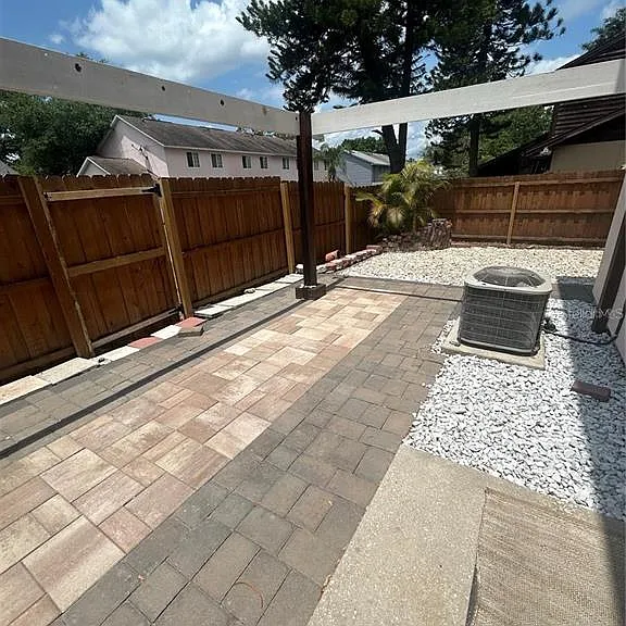 6738 Magnolia Pointe Cir — Photo 11