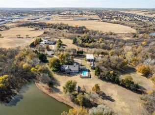 1910 Sunflower Rd NE, Piedmont, OK 73078