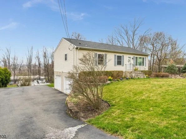 28 Nunn Ave, Washington Boro, NJ 07882
