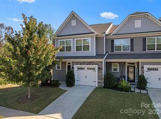 13401 Savannah Club Dr, Charlotte, NC 28273