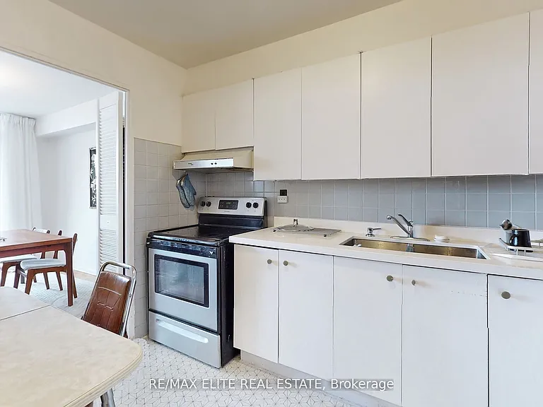 360 Ridelle Ave #1407 — Photo 7