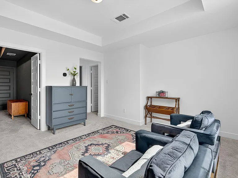 31418 Golden Cliffs Ln — Photo 35