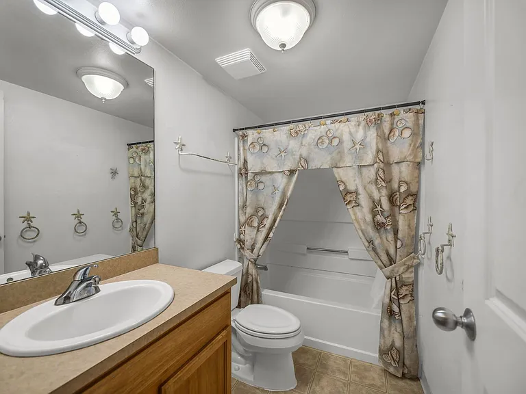 35 Katie Ln #714 — Photo 12