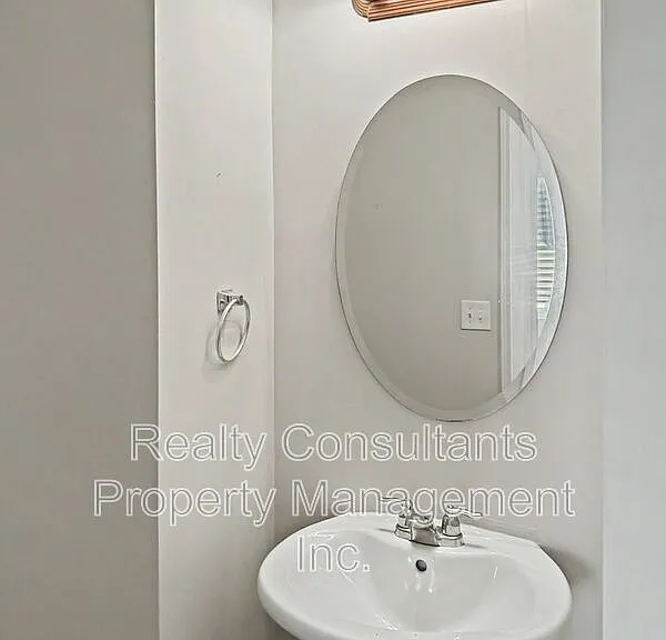 2717 Forest Grove Ct — Photo 10