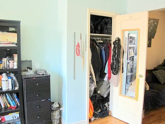 Rented by Salizzoni Realty | media 18