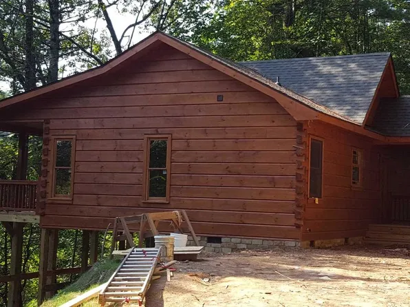 120 Christopher Ct, Ellijay, GA 30540