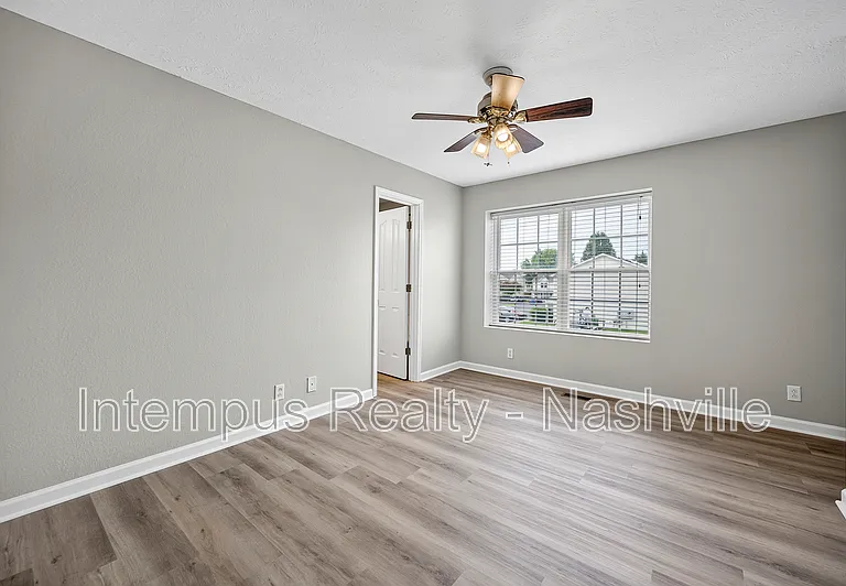 325 Shoshone Pl — Photo 7