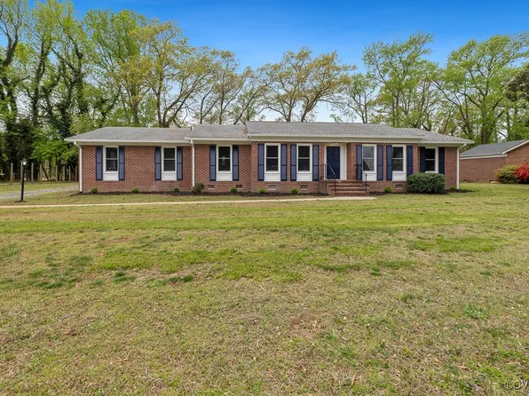 144 Parnell Dr, Tappahannock, VA 22560