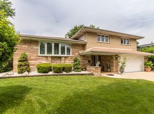 1416 Crain St, Park Ridge, IL 60068