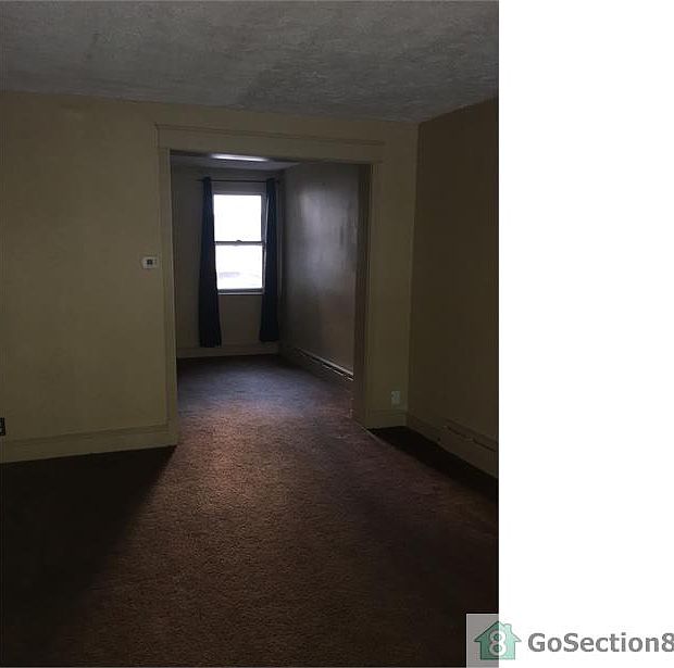 2nd image of 4053 Dungan St