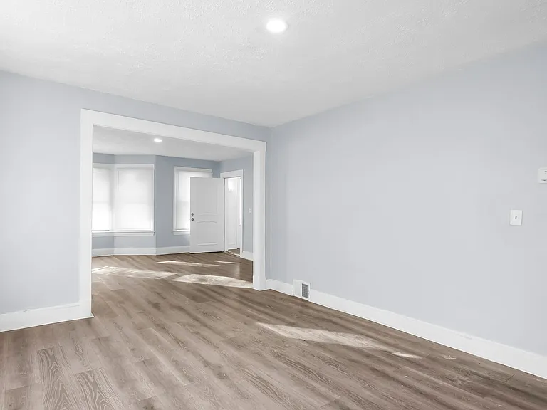 11215 Whitmore Ave #B — Photo 3
