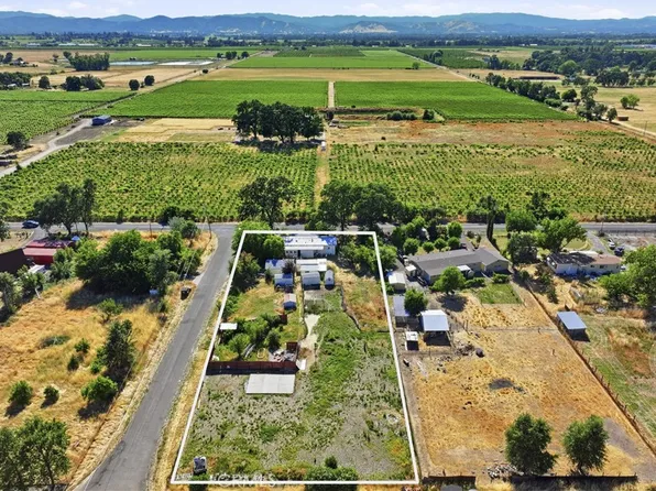 4130 Clark Dr, Kelseyville, CA 95451
