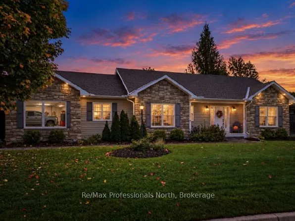 2 Inveraray Ct, Bracebridge, ON P1L 2G8