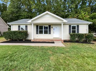 572 Garnet Dr, Clarksville, TN 37042