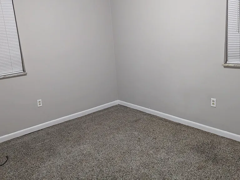 709 Arrowhead Trl — Photo 12