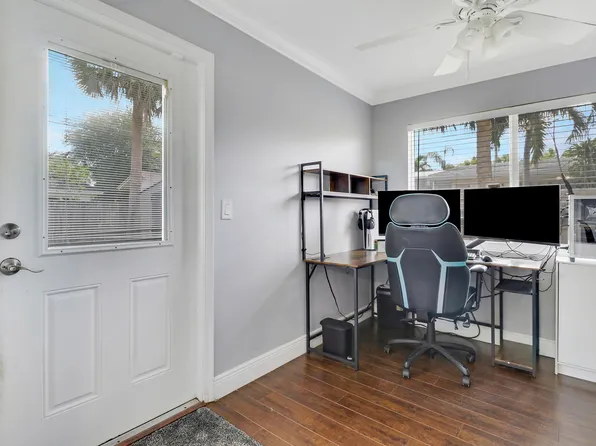 532 Riverside Drive, Palm Beach Gardens, FL 33410