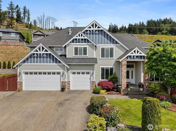 8205 172nd Avenue E, Sumner, WA 98390