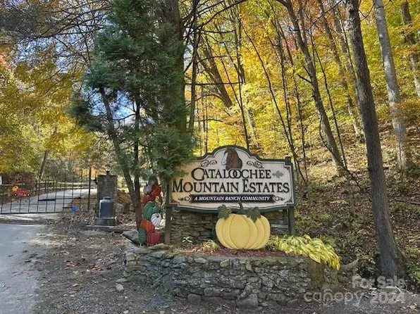 9999 Cisco Cv #R5, Waynesville, NC 28785