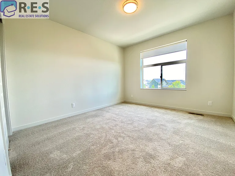 9190 E 52nd Dr — Photo 7