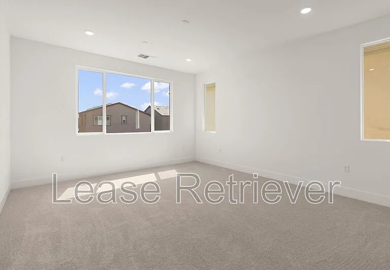 4748 Concordia Ave — Photo 25