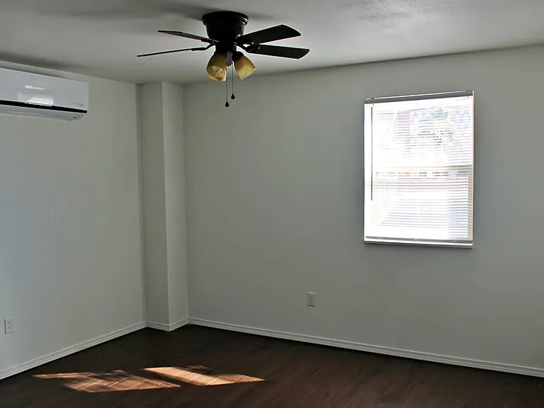 1108 Myrtle Ave — Photo 34
