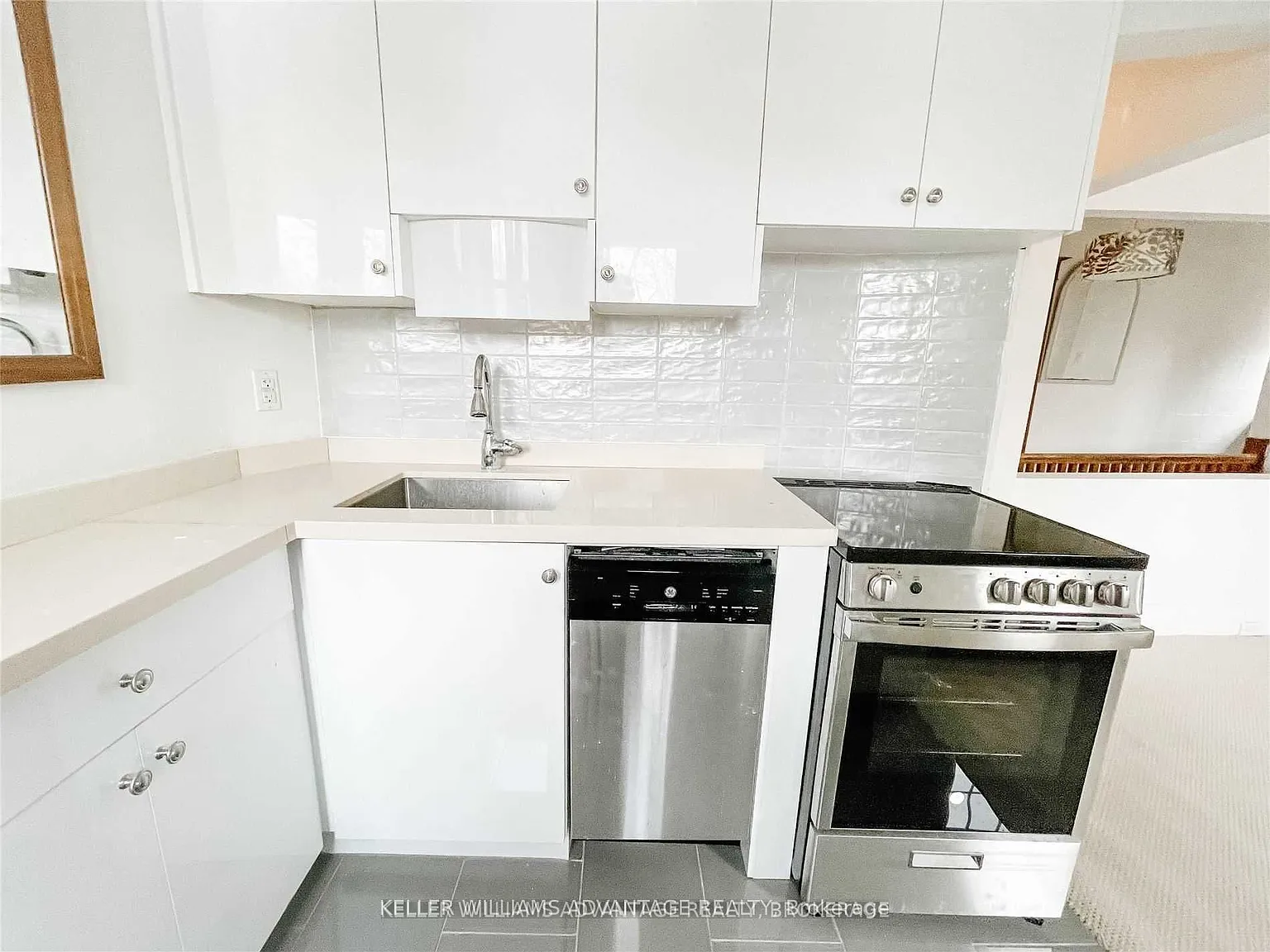 2 bed, $2,600 — Photo 3