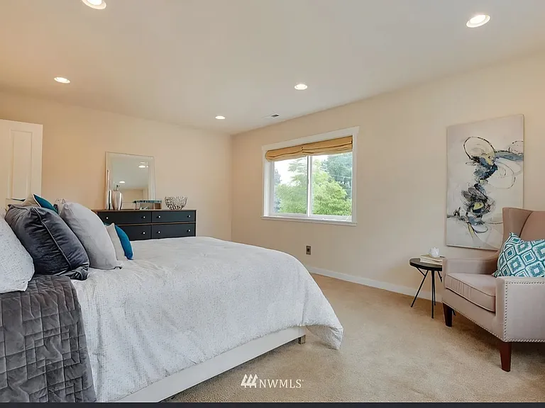 11539 16th Ave NE — Photo 12