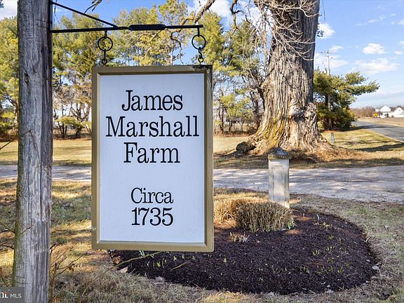 3rd image of 252 Granny Branch Rd